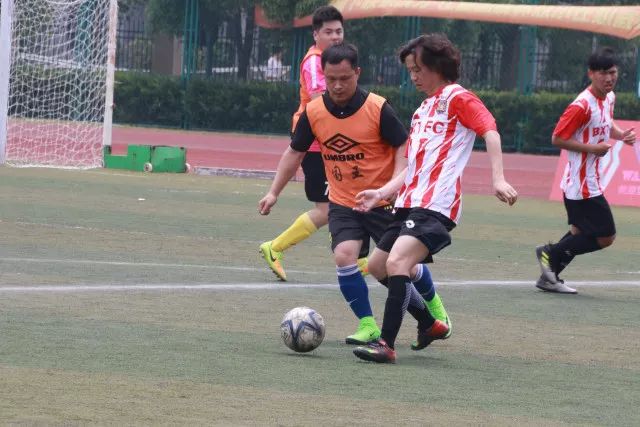 体能差异！今年季后赛尼克斯比骑士少打4场 雷霆比马刺少打3场